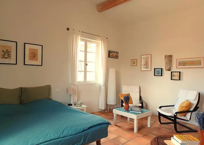 La Fond De Miere 3*